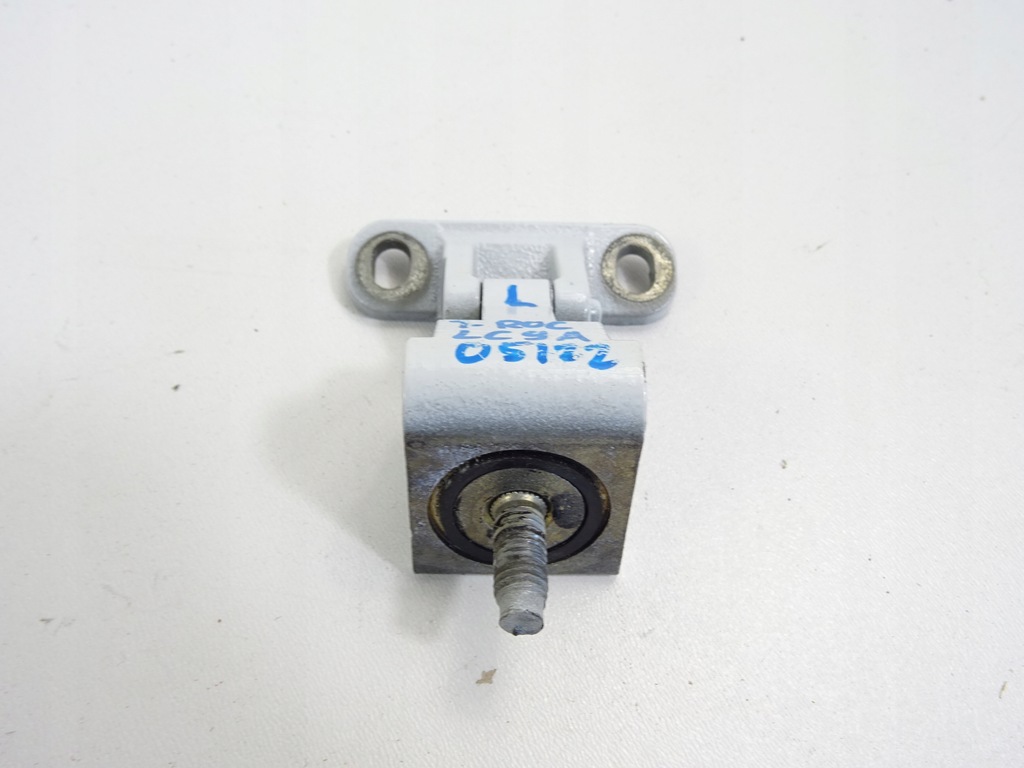 фото №1, Vw t-roc петля крышки левый lc9a 5g6827301a