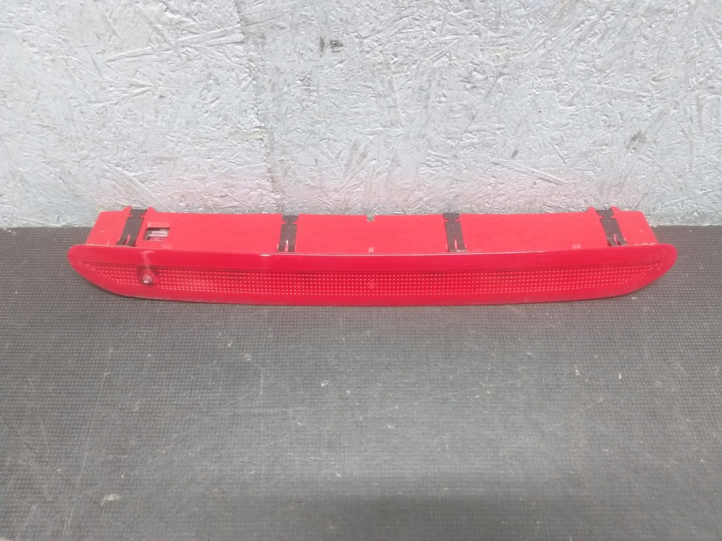 фото №1, Крышка багажника задняя свет стоп vw touran 1t0 1t0945087b