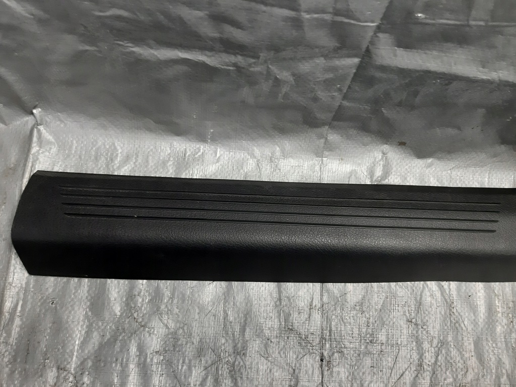 фото №5, Mercedes glb x247 захист поріг молдинг лівий перед