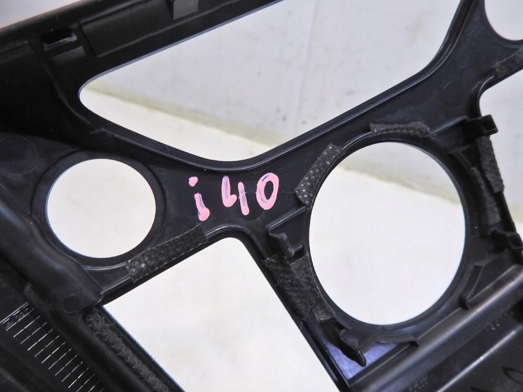 фото №2, Рамка защита радио панель hyundai i40 u09c673810