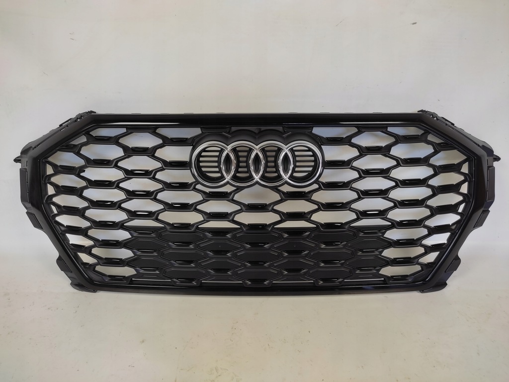 фото №1, Audi q3 ii s-line sportback 83f решётка радиатора решётка радиатора радиатора black 2018-