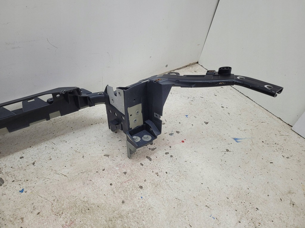 фото №11, Maserati levante pas передний усилитель передний перед 6700034073