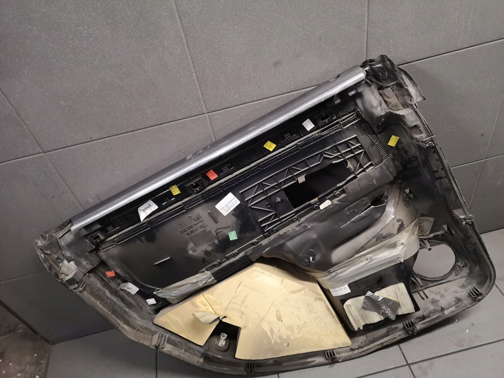 фото №12, Обшивка дверь правый задняя audi a8 d2 lift soul