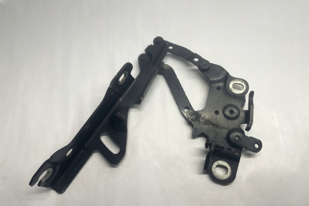 фото №11, Правый петля капот bmw 4 gran coupe f36 13989610 3.0l дизель 230kw 2015