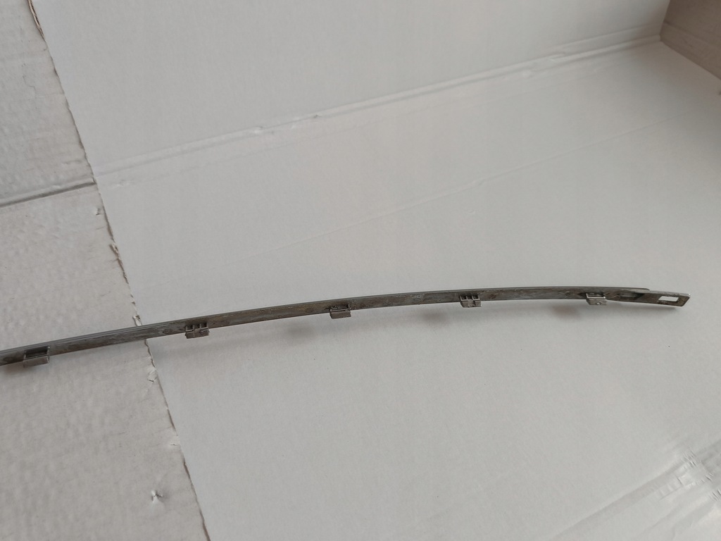 фото №12, Хром молдинг бампера задняя a2048850421 mercedes w204