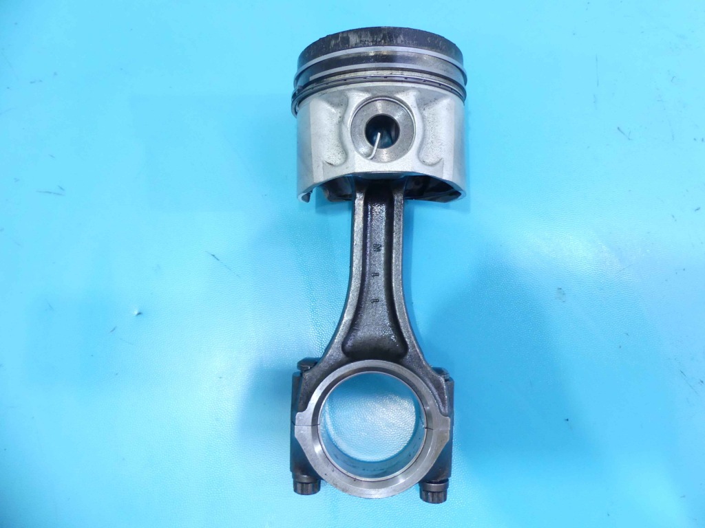 фото №1, Поршень шатун nissan atleon ii 06-13 3.0 dci