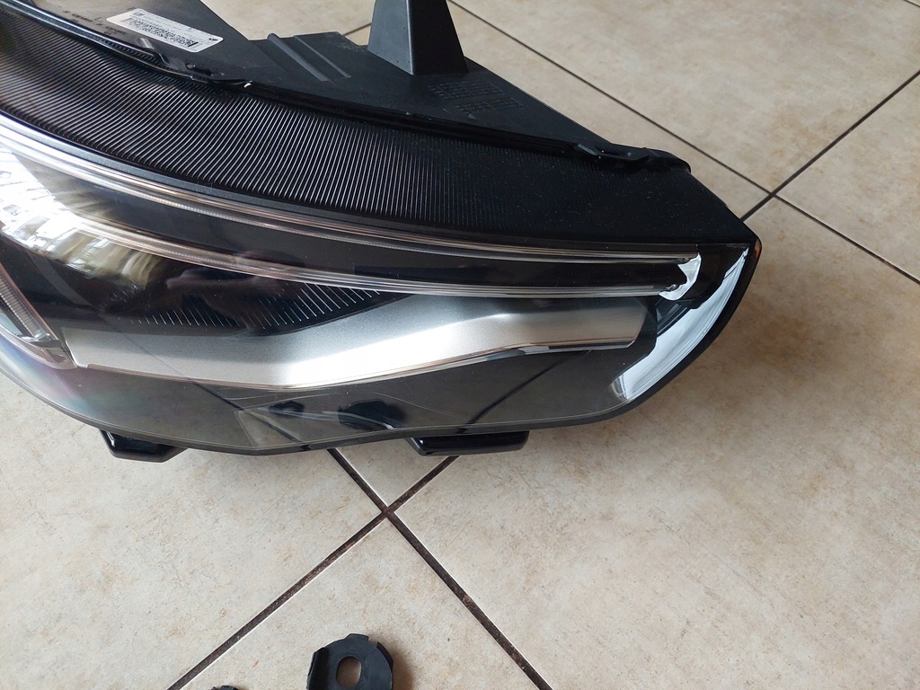 фото №5, Лампа - правый перед - full led - opel grandland x