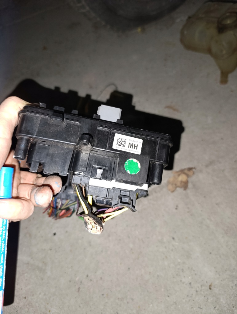 фото №7, Коробка предохранителей opel insignia a 13275883