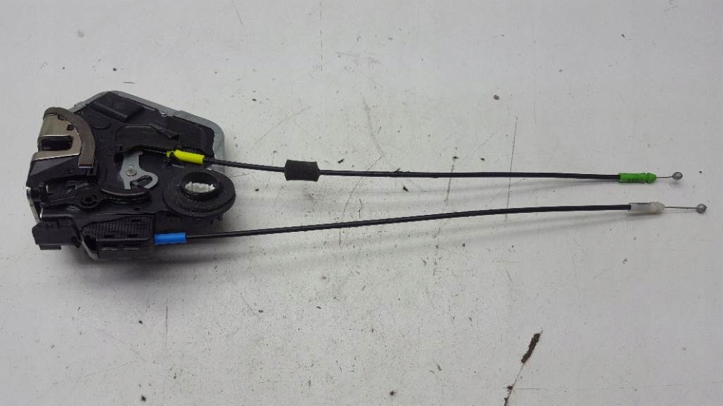 фото №3, Замок лівий задня lexus gs 450h iv europa 8 pin