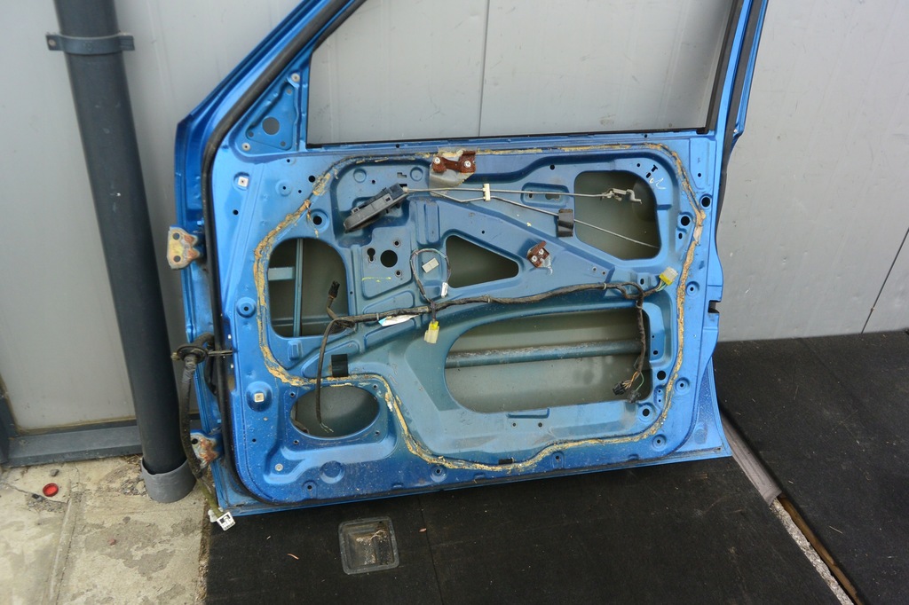 фото №11, Дверь правый перед nissan terrano ii lift 02-06