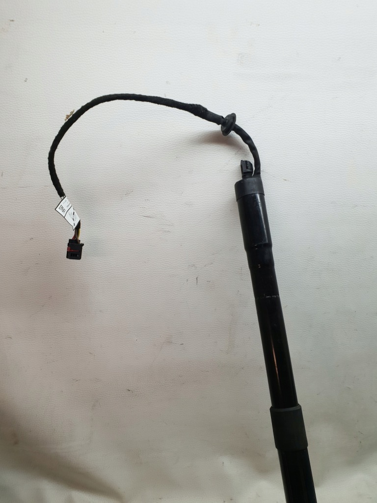 фото №9, Volvo xc60 08-17 привод амортизатор крышки багажника 31455987 левый правый