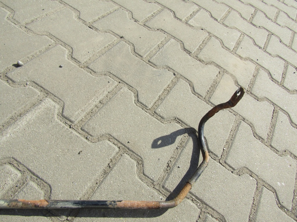 2 mercedes w124 sedan тяга стабилизирующий задний  задний стабилизатор Оригинал