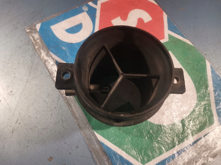 фото №10, Расходомер ford focus mk1 1.8 tddi 98ab9p965aa