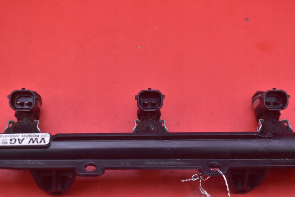 фото №8, Молдинг впрыскная форсунки 05c133313b 04c906031g skoda fabia iv 1.0 mpi 80 km