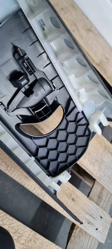 фото №9, A5 8w защита обшивка стойка левый перед 8w8867243