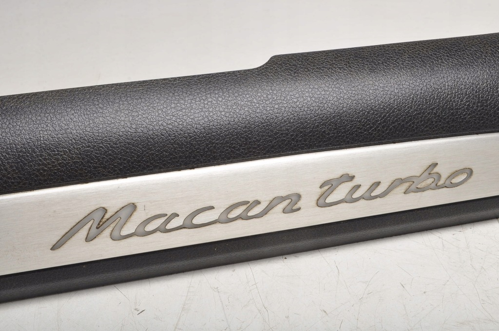 фото №7, Porsche macan молдинг порог правая защита 95b863484a anglik