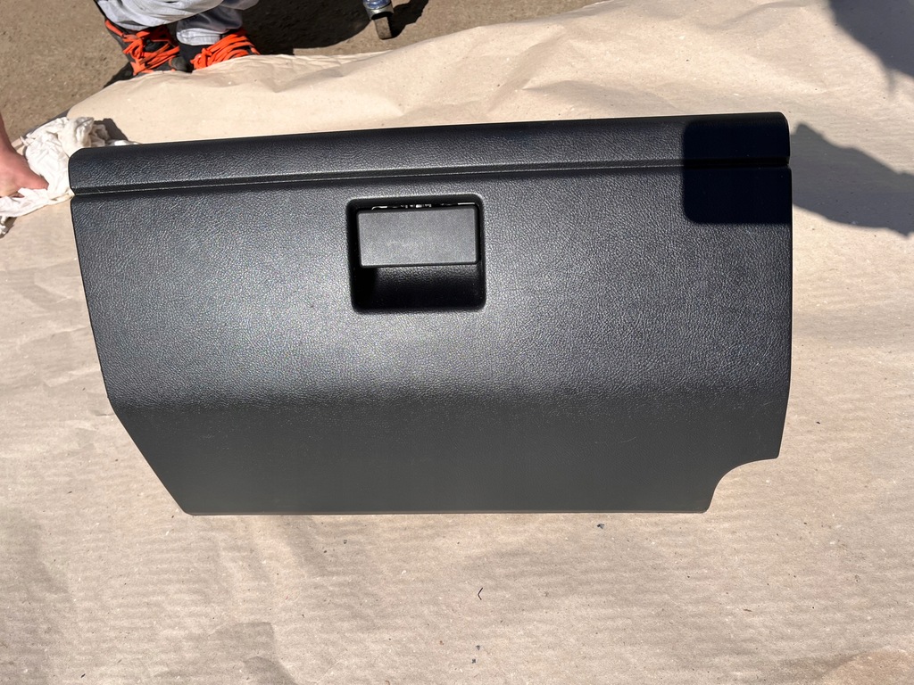 фото №1, Freelander ii бардачок пасажира 6h52-f06024-a