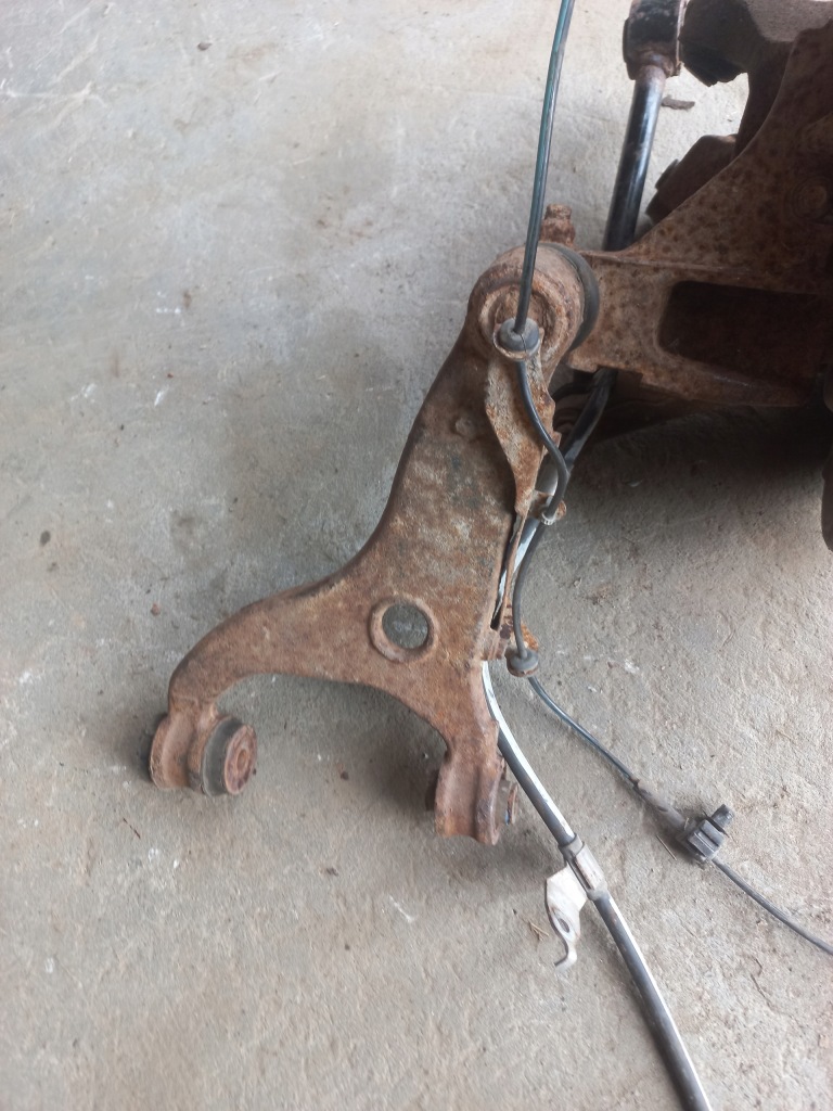 фото №7, Subaru outback 2.5 15-19 поворотный кулак ступица левый задняя