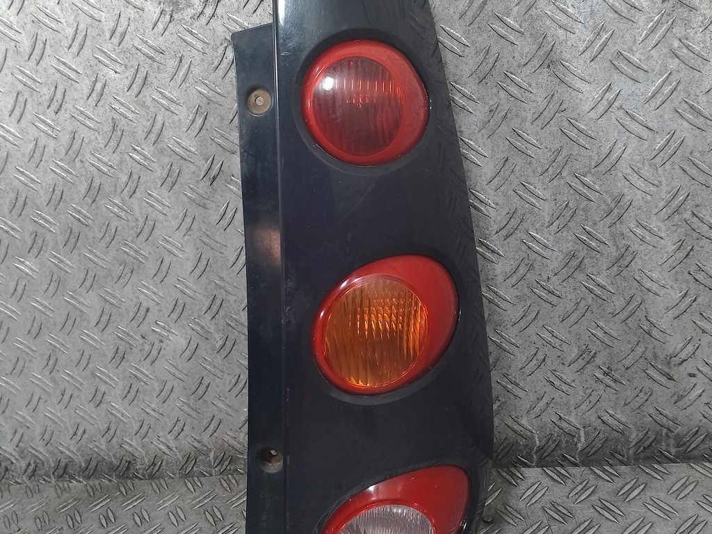 фото №1, Лампа задняя правая smart forfour i a4548200064 mr957370 хэтчбек