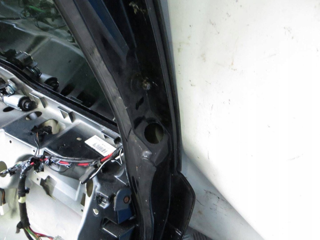 фото №8, Volvo xc60 крышка багажника багажника пневматическая 452- 08-13