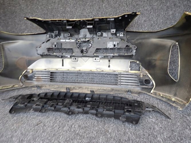 фото №13, Toyota yaris iv cross 20- бампер передний перед