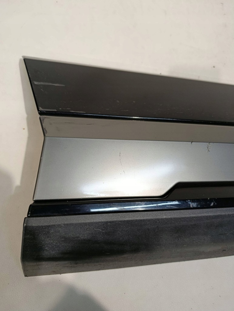 Купить Молдинг дверь передняя правая kia ev9 gt line 23- 87724-do300