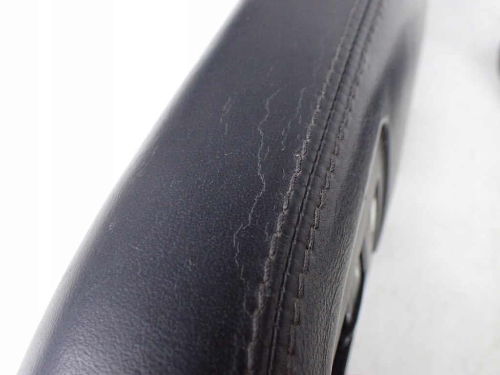 фото №9, Обшивка кронштейн ручка двері лівий перед audi s8 d3 5.2 fsi