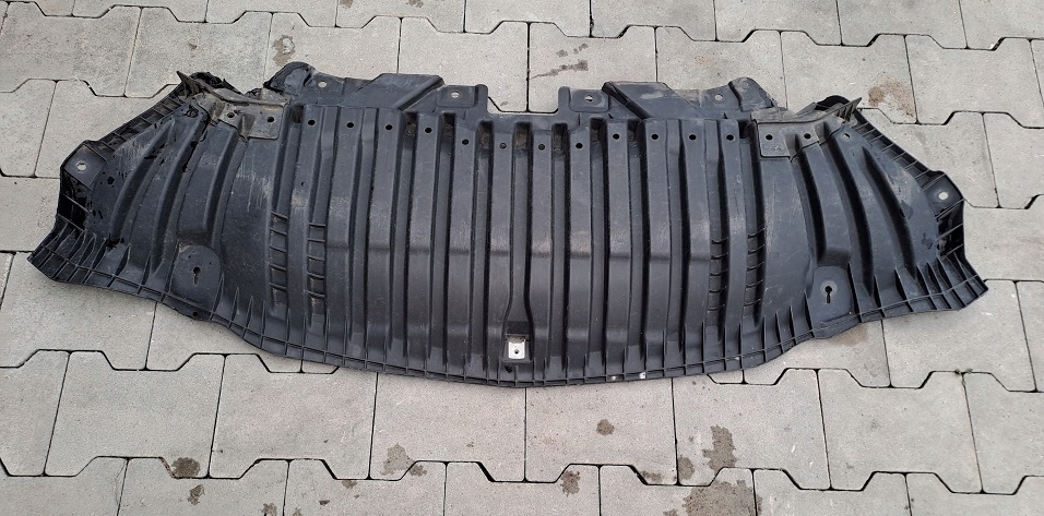 фото №1, Mercedes w205 плита захист pod бампер перед oryg