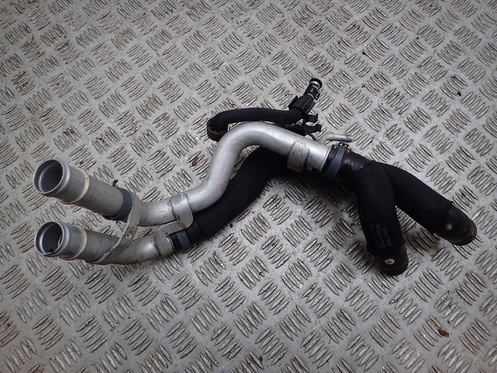 фото №1, Audi r8 4s трубка wody водяная 4s0121064f