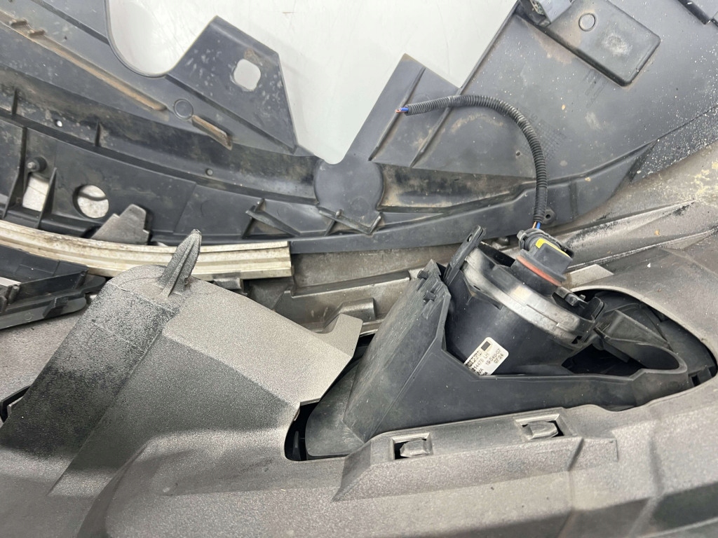 фото №6, Volvo xc70 ii 07- бампер перед передний kompletny