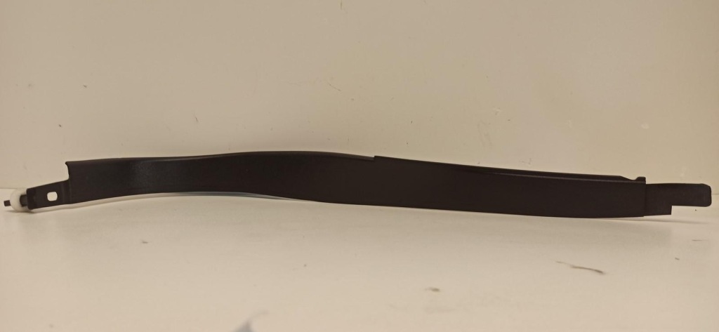 фото №1, Volvo v60 молдинг порог правый перед 30715888