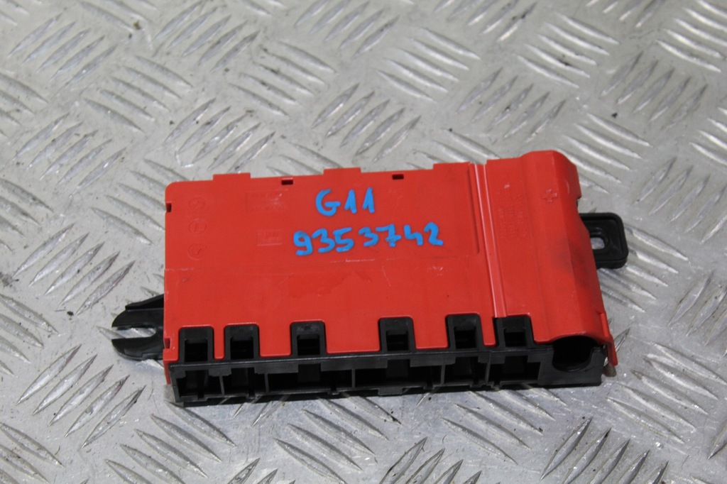 фото №1, Розподільник струму b+ bmw 7 g11 9353742