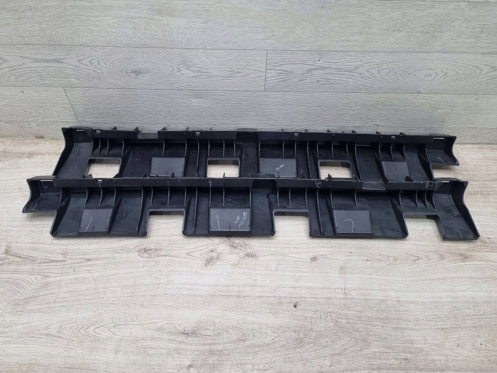 фото №5, Направляющая накладки порога правая левая dacia duster ii