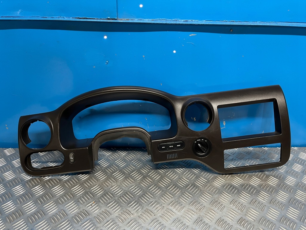 фото №1, Ford expedition ii 02- рамка радіо прилади захист