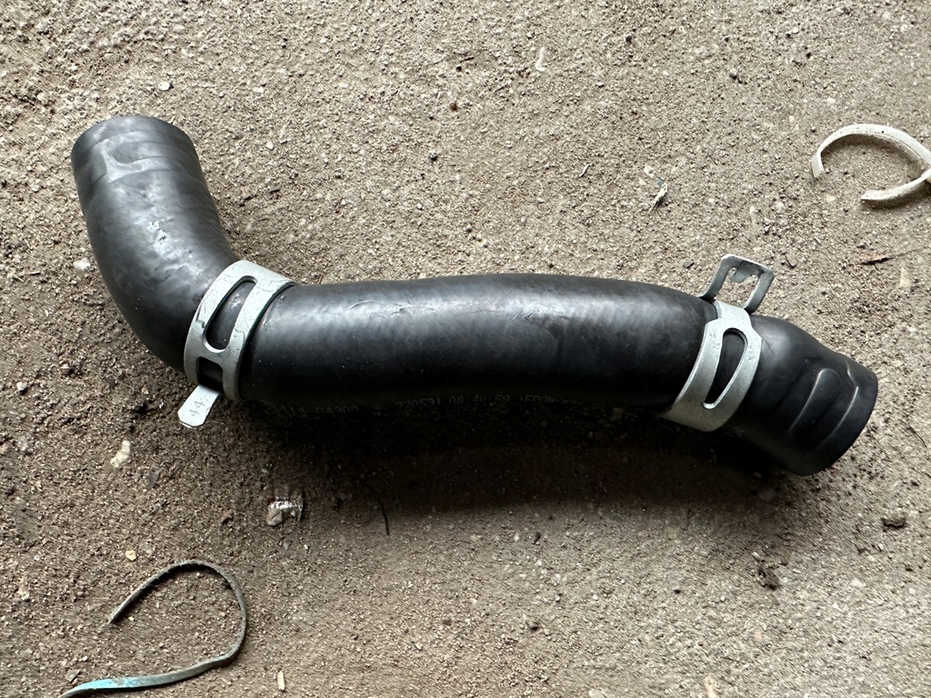 фото №1, Proceed iii 1.5 t-gdi wąż шланг wody радіатора