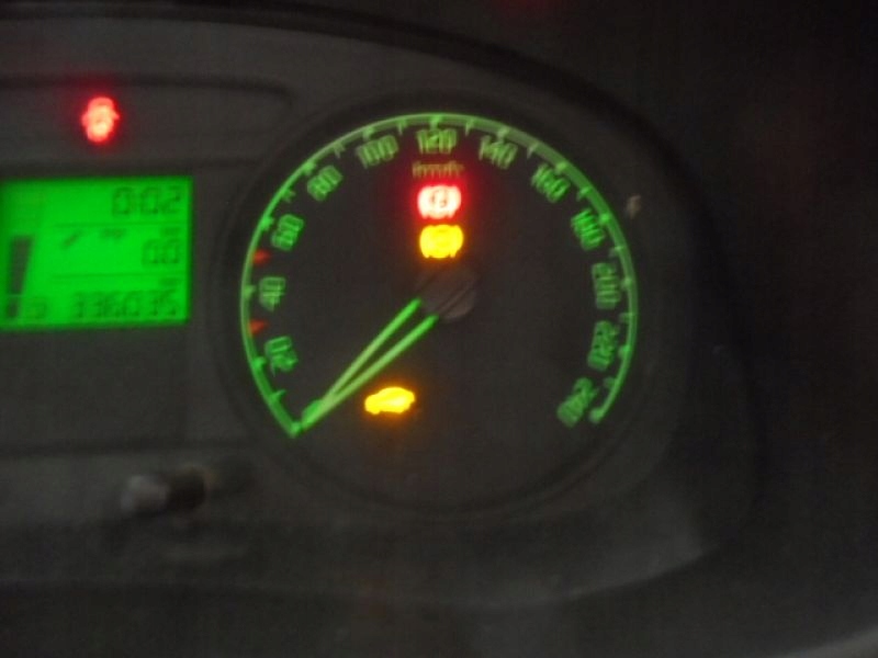 фото №13, Roomster praktik лічильник прилади 1.4tdi 5j0920800c