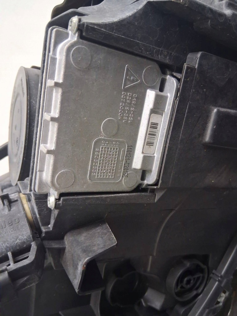 фото №8, Лампа левый i правый перед peugeot 3008 ксенон uk 9685473680/9685473780