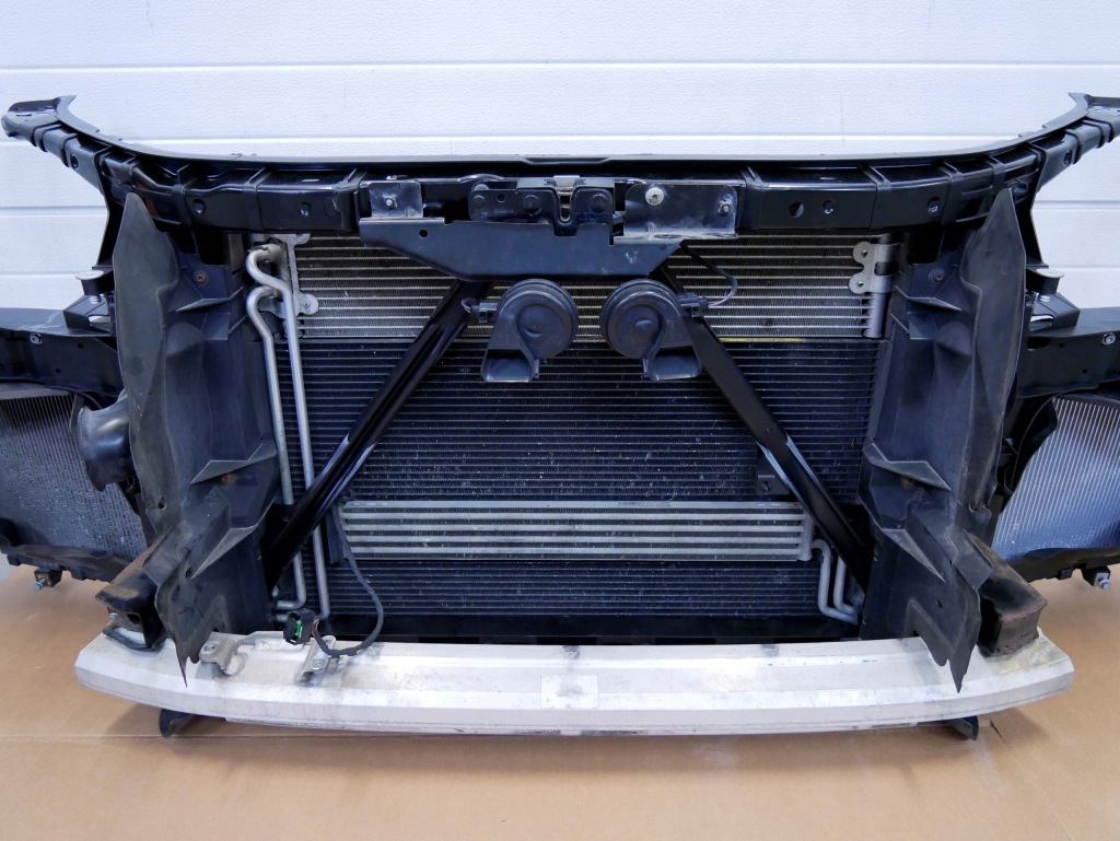 Комплект радіатор вентилятори ремінь передній audi q7 lif 4l0 3.0 tfsi Доставка