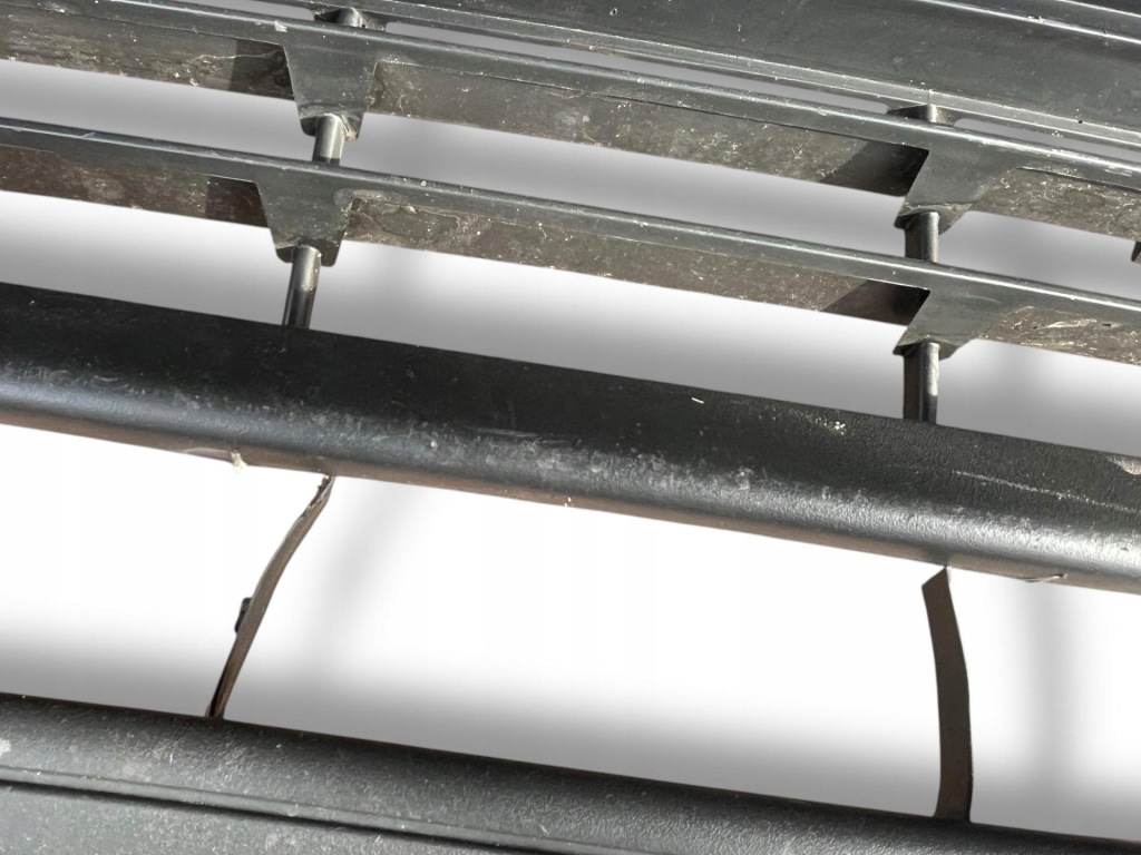 Спойлер бампера перед ford c-max 2005 3m51-r17c749-ad Ціна