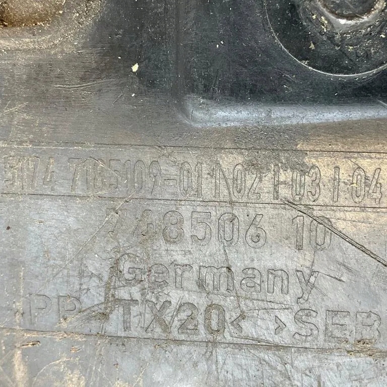 Купить Радиатор масла bmw 5 e60 7560963 3.0l бензиновый 2009