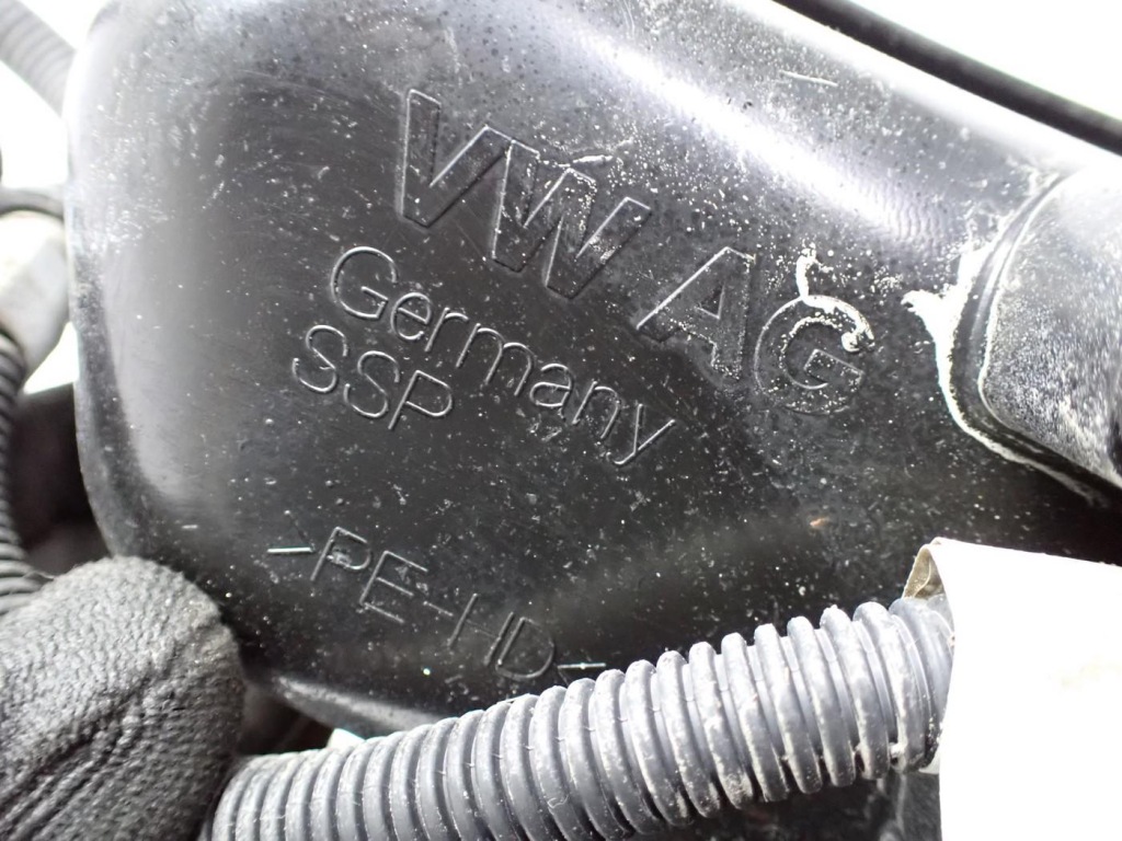 фото №11, Бак adblue насос заливная горловина 5q0131969e оригинал vw golf viii 8 22r