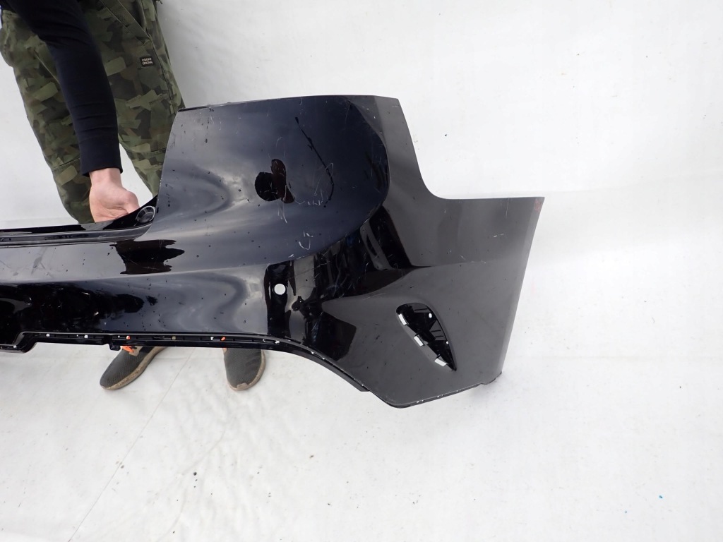 Kia stinger 17- бампер задній задній pdc Зі Шроту