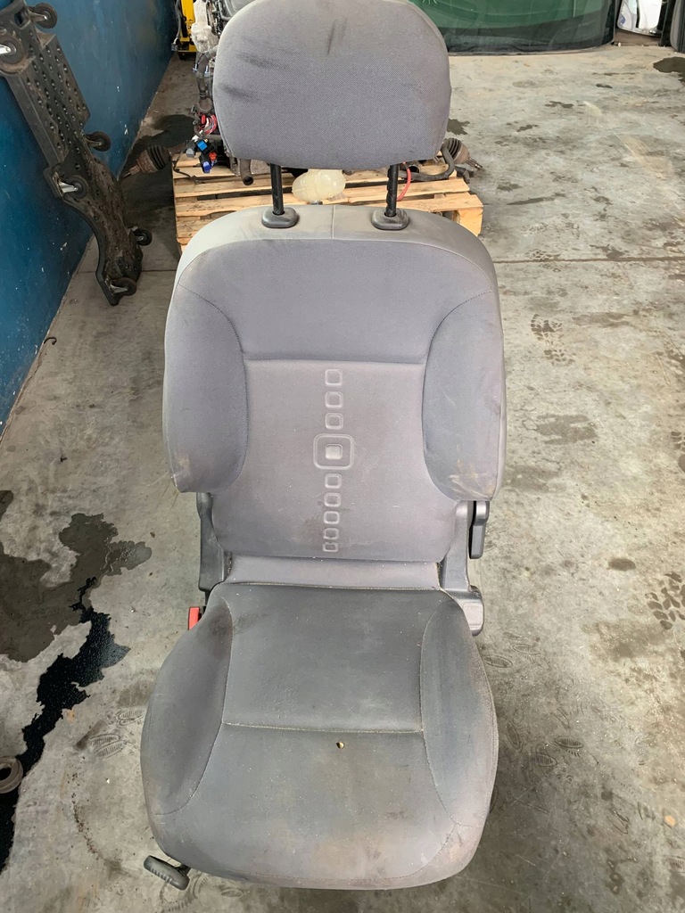 фото №1, Сидіння передній водія berlingo