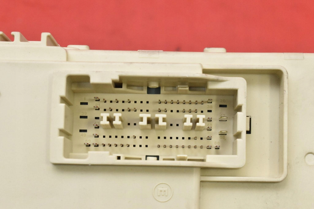 фото №12, Коробка предохранителей 91960-df011 hyundai kona 2 ii 1.6 gdi hybrid 105 km