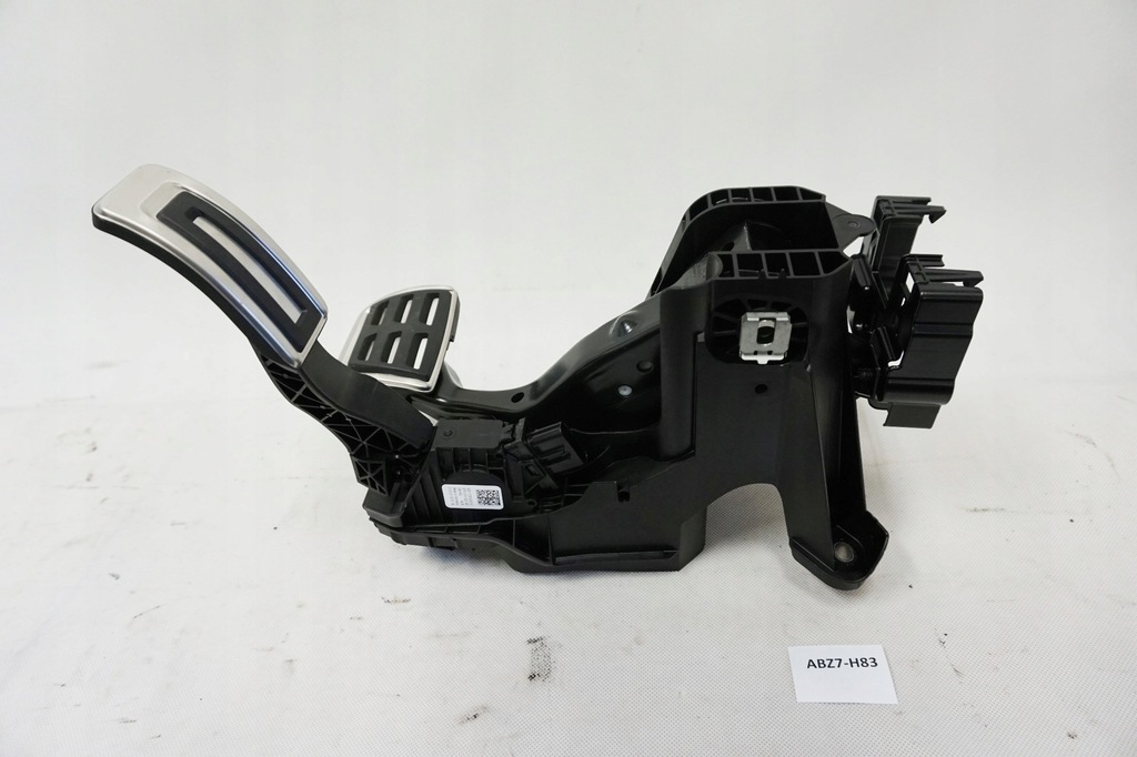 фото №1, Основание педалей leon volkswagen оригинальный номер 5q1723058ch