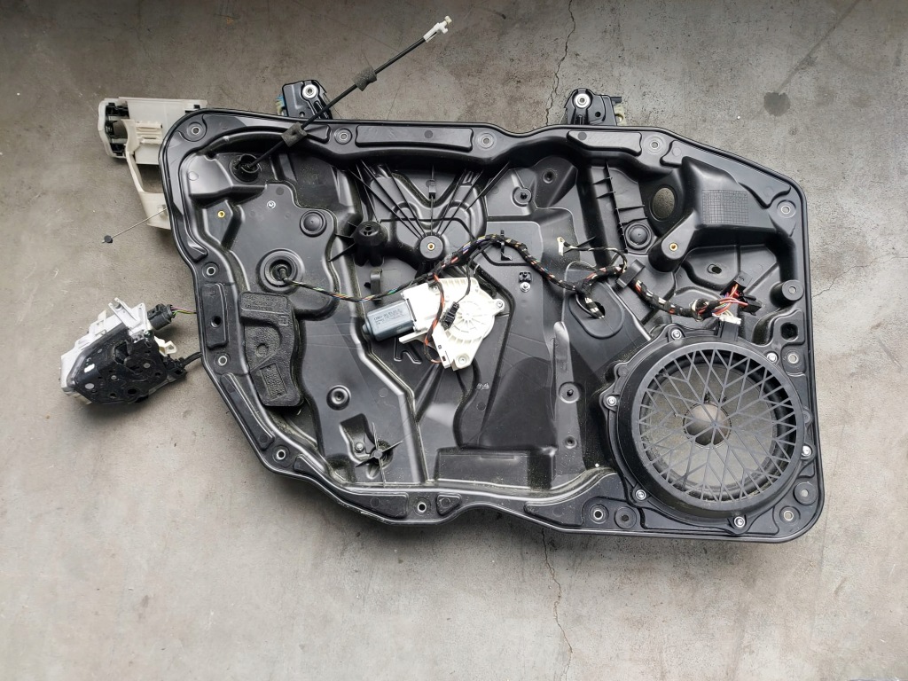 фото №1, Підйомник скло лівий перед cayenne ii 7p5837755d