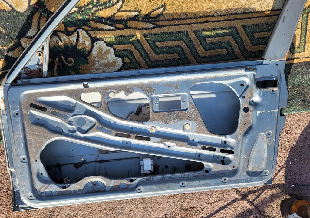 фото №13, Двері праве bmw 3 e30 2d