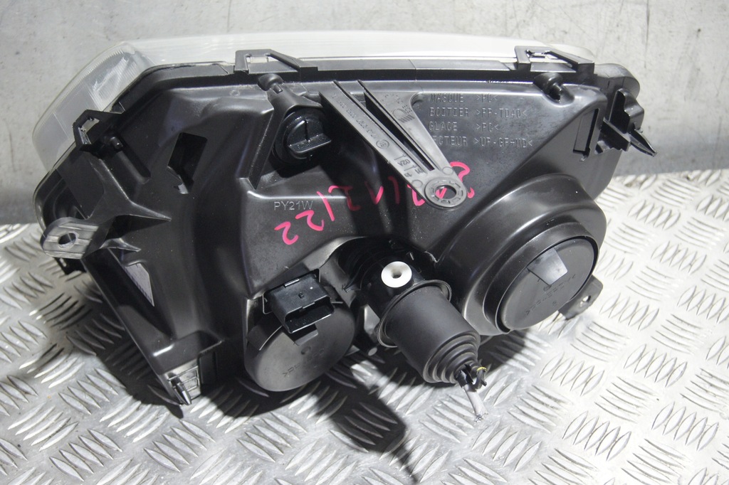 фото №8, Лампа передняя правая dacia duster 260100067r