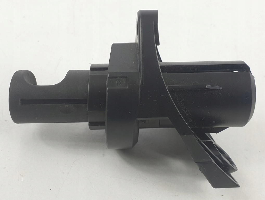 фото №1, Защёлка кронштейн багажника mercedes w245 a1696900538