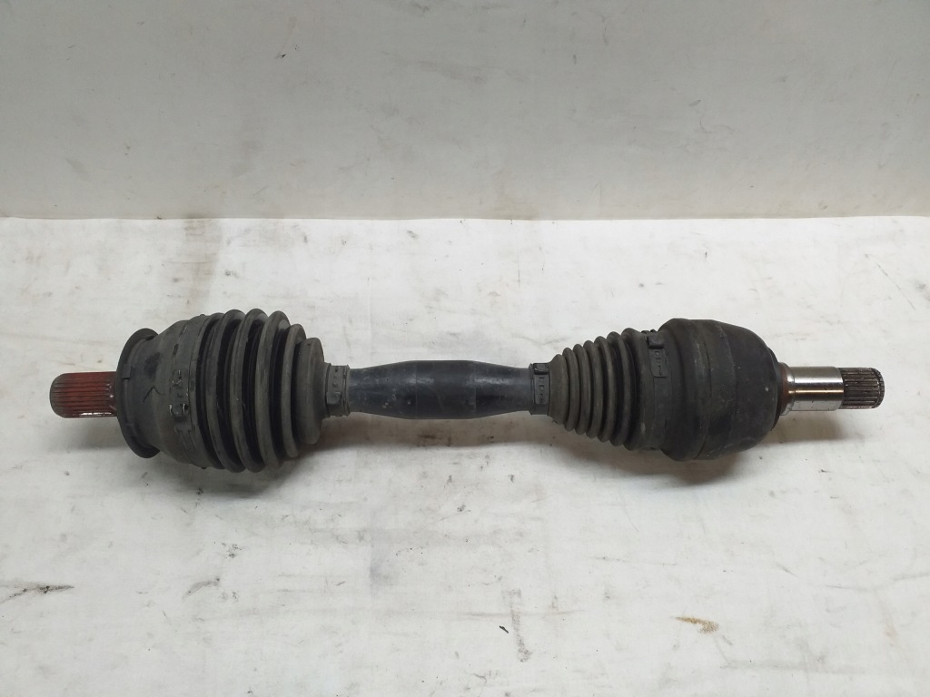 Купить Mercedes w156 a 45 amg приводной вал перед короткий